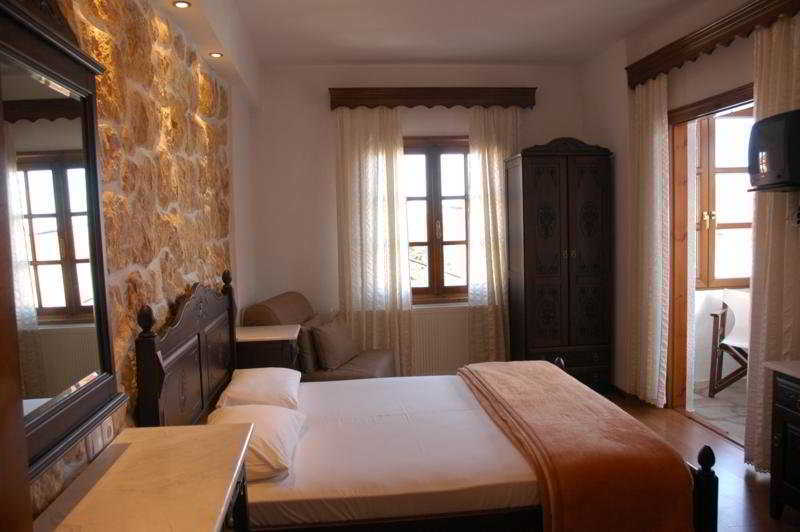 Guesthouse Papanikolaou Litochoron Bagian luar foto